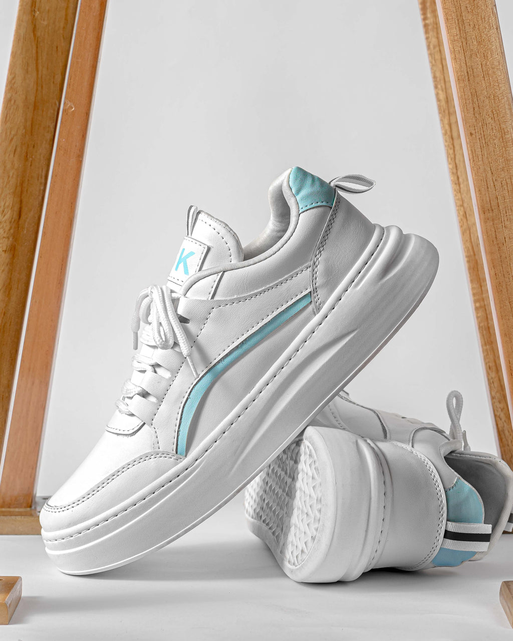 gid://shopify/MediaImage/25708260032582